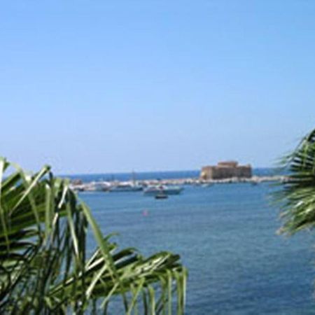 Paphinia Seaview Apartments Пафос Екстериор снимка