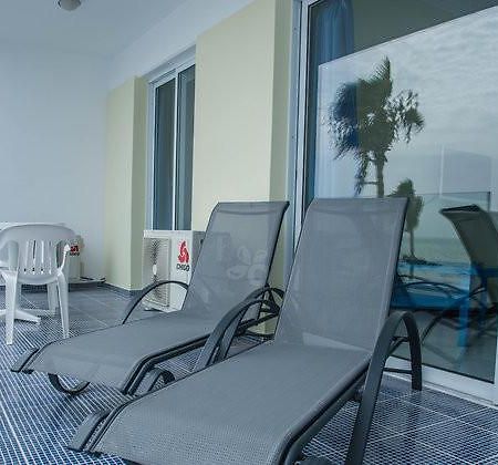 Paphinia Seaview Apartments Пафос Екстериор снимка