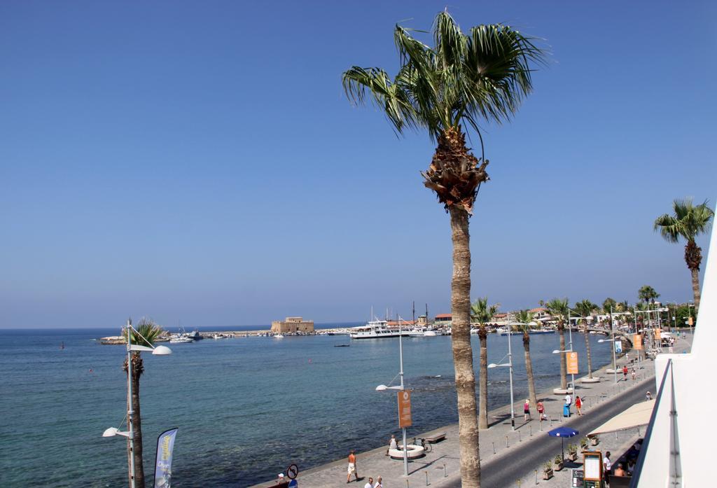 Paphinia Seaview Apartments Пафос Екстериор снимка