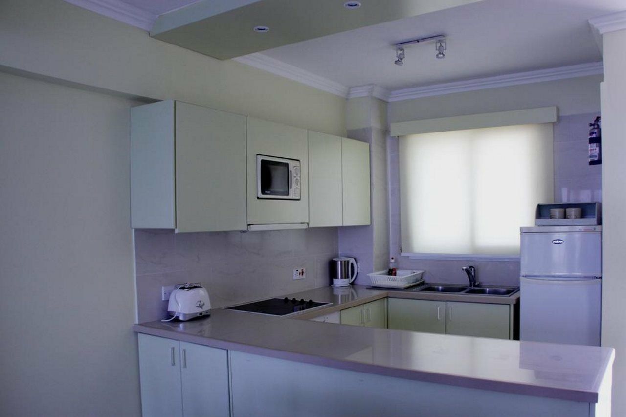 Paphinia Seaview Apartments Пафос Екстериор снимка